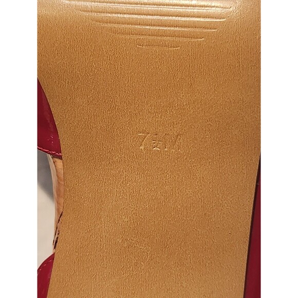 Guess Women's Red Peep Toe Patent Leather Stiletto Heels Pumps Size 7.5 M - Picture 12 of 12